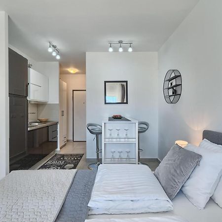 Modern Apartments With Sea View 150 Meters To Beach Каштела Экстерьер фото