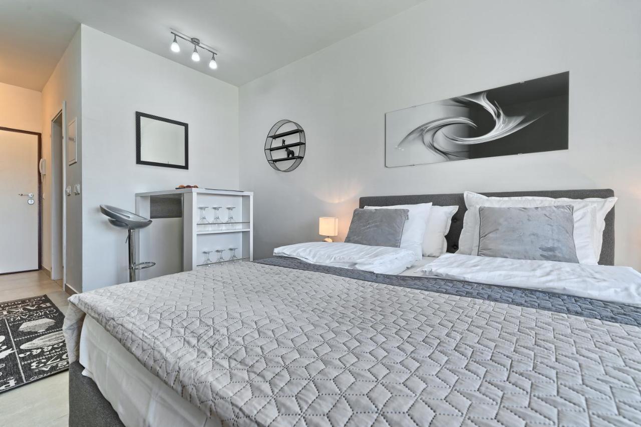 Modern Apartments With Sea View 150 Meters To Beach Каштела Экстерьер фото