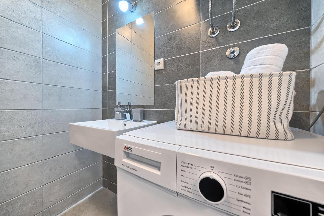 Modern Apartments With Sea View 150 Meters To Beach Каштела Экстерьер фото