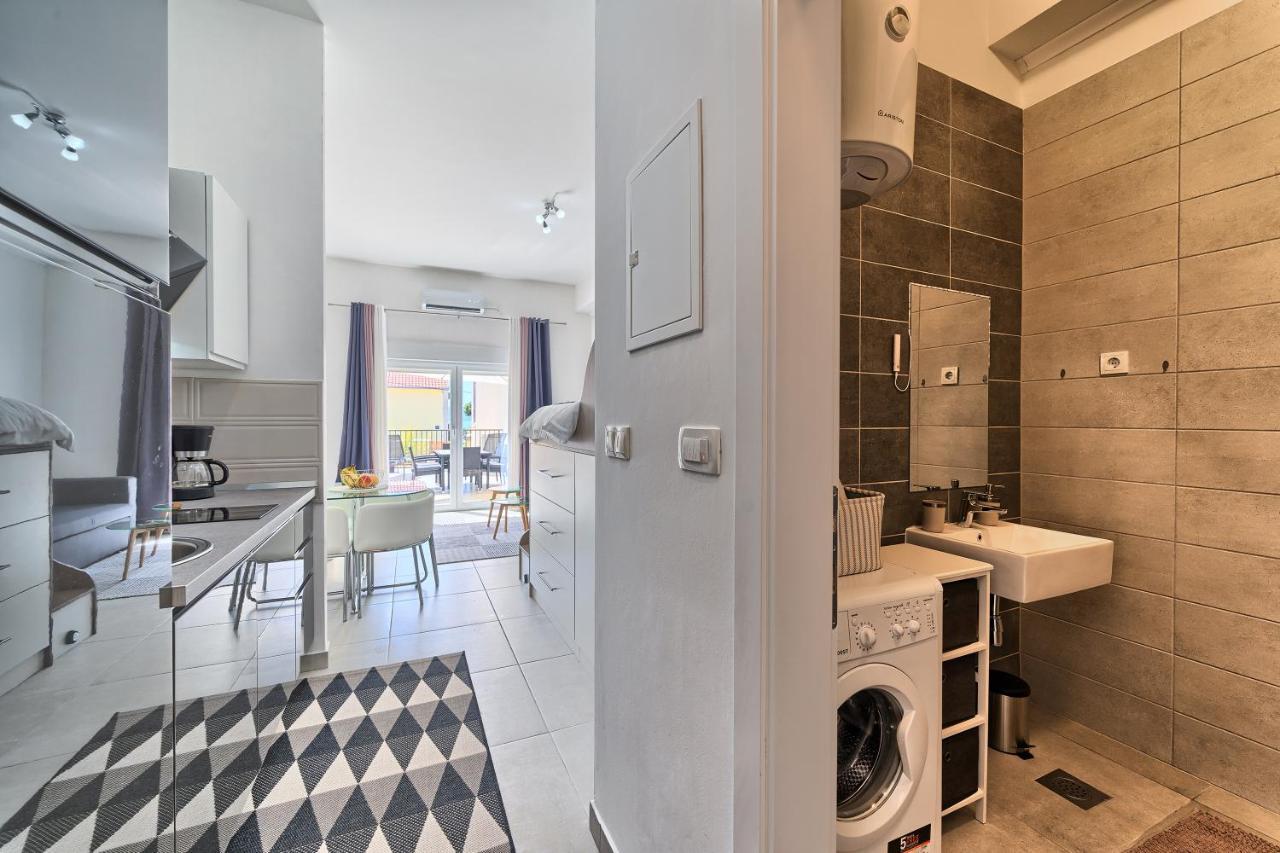 Modern Apartments With Sea View 150 Meters To Beach Каштела Экстерьер фото