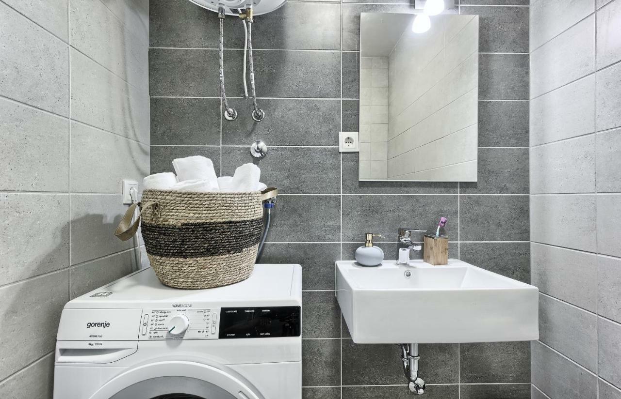 Modern Apartments With Sea View 150 Meters To Beach Каштела Экстерьер фото