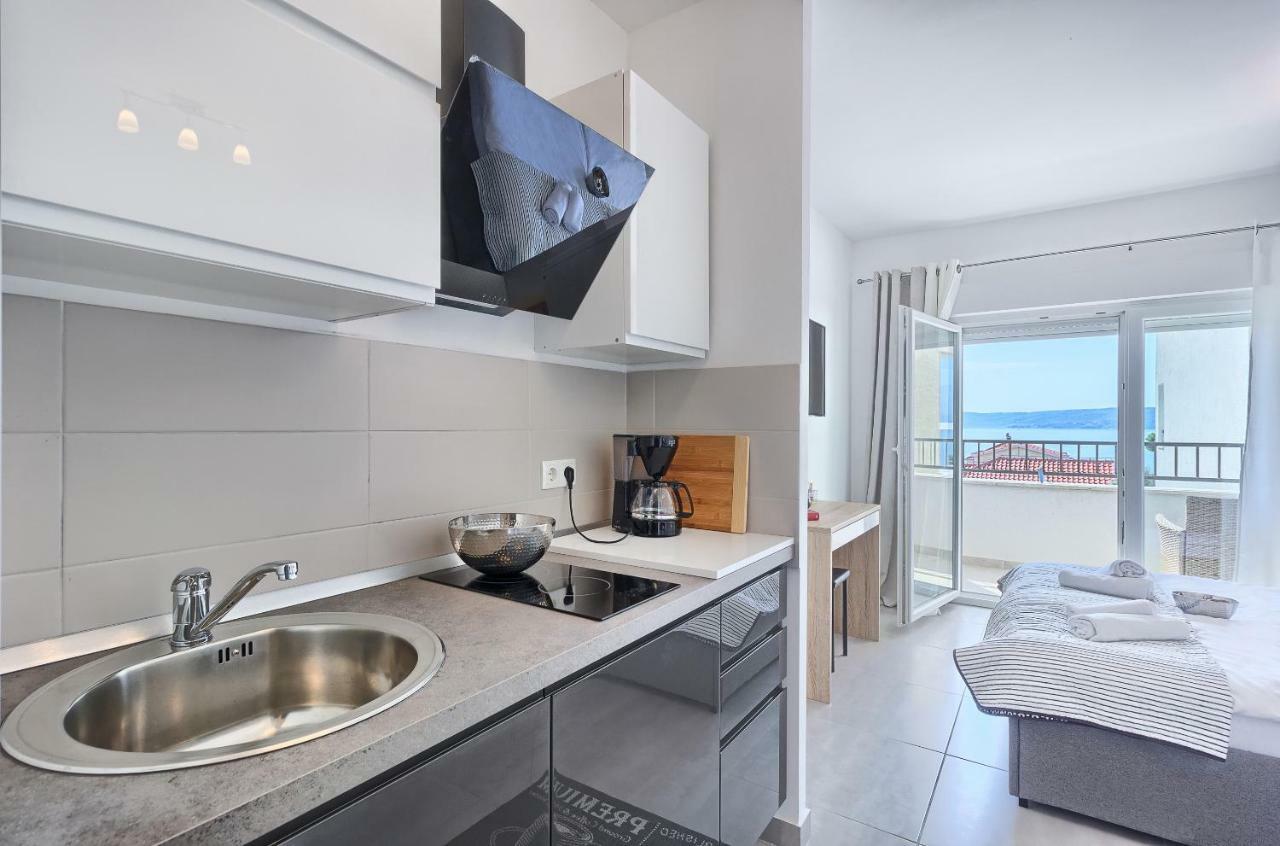 Modern Apartments With Sea View 150 Meters To Beach Каштела Экстерьер фото