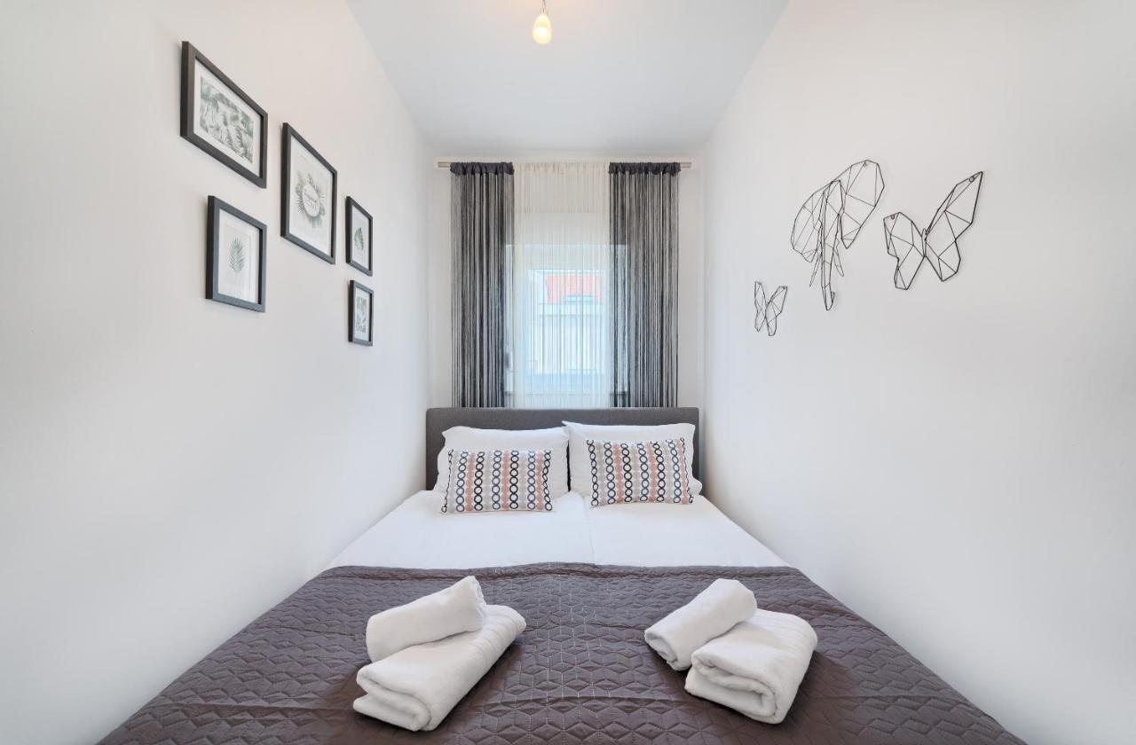Modern Apartments With Sea View 150 Meters To Beach Каштела Экстерьер фото