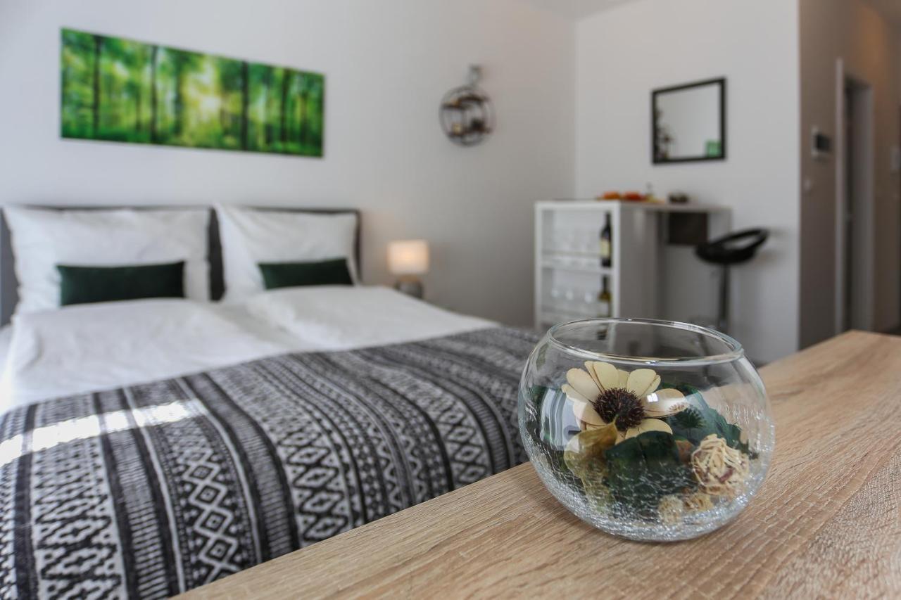 Modern Apartments With Sea View 150 Meters To Beach Каштела Экстерьер фото